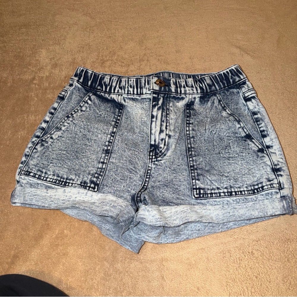 wild fable Women's Acid Wash Jean Shorts - Light Blue